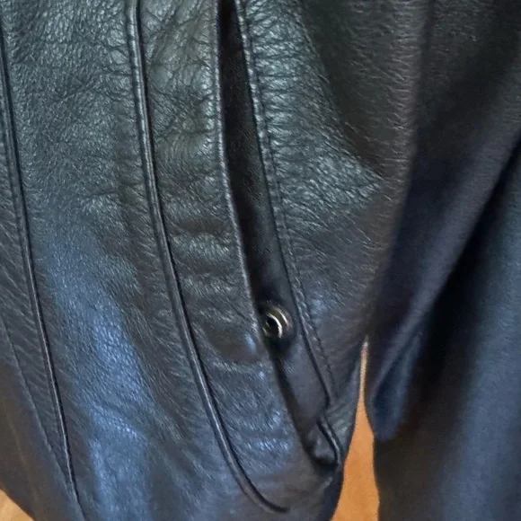 Harley Davidson Black Leather Motorcycle Riding Jacket Size M - Picture 4 of 11